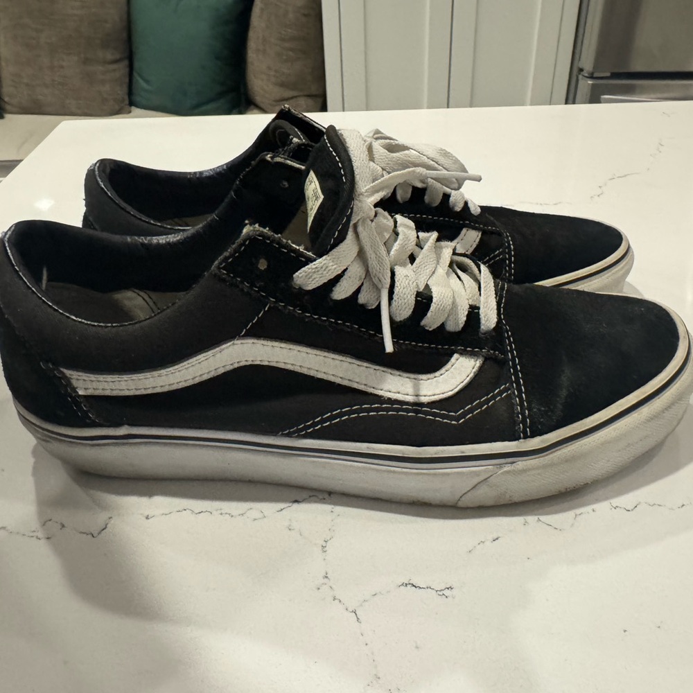 Vans Old School size 9